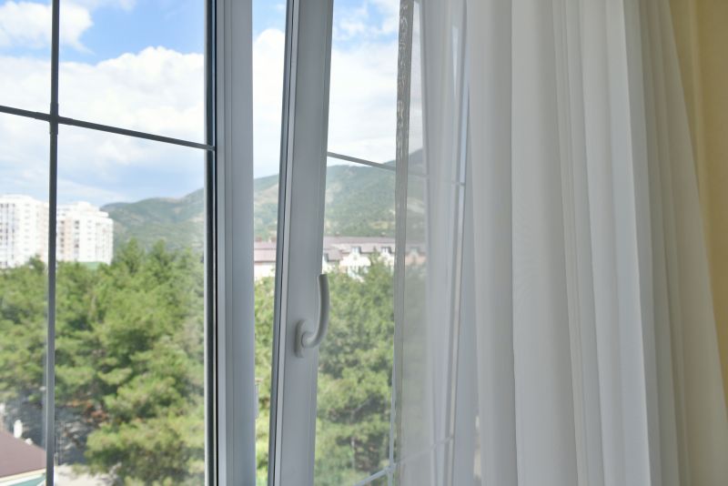 Sliding Window with Scenic View